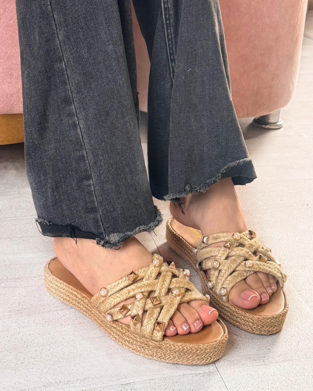 ~/images/products/Sandalias KILMES